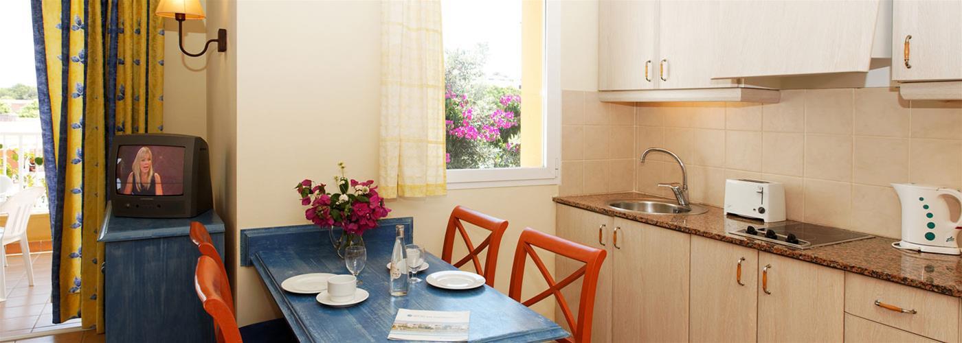 Apartahotel Comitas Isla Del Aire 4*
