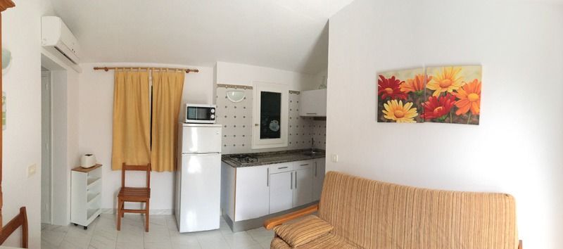 Apartamento California I & Ii