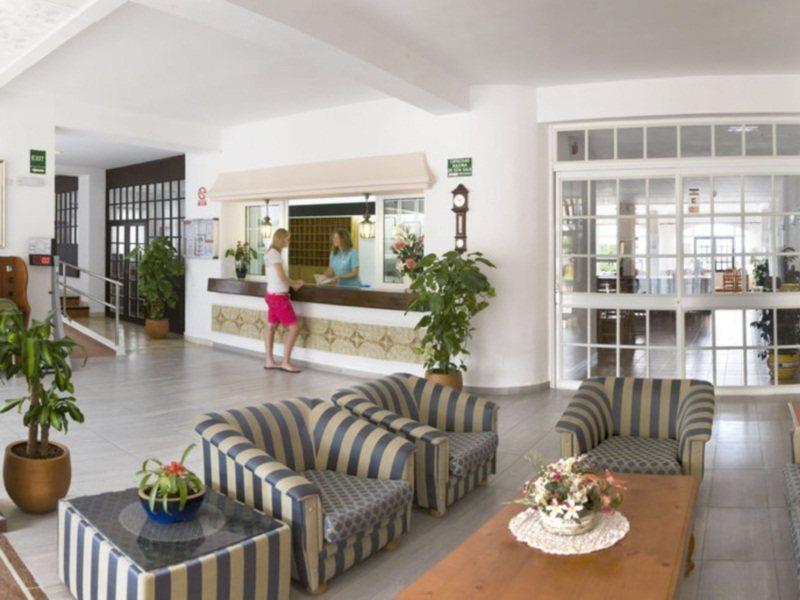 Globales Marina Apartamento Cala'N Bosch (Menorca)