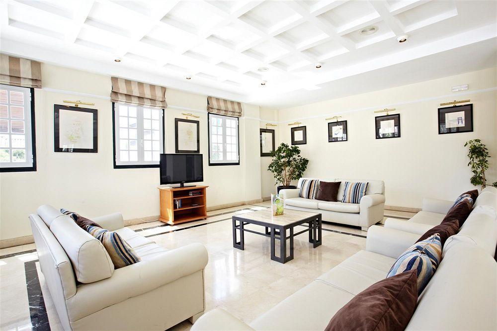 Grupotel Club Menorca Apartahotel 3*