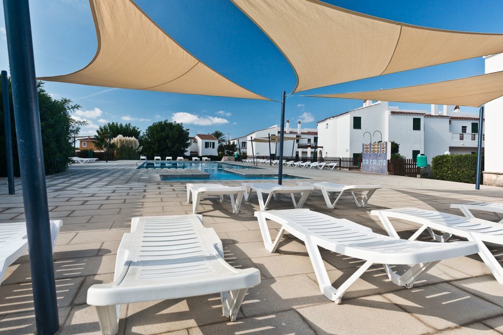 Apartamentos Sa Caleta *