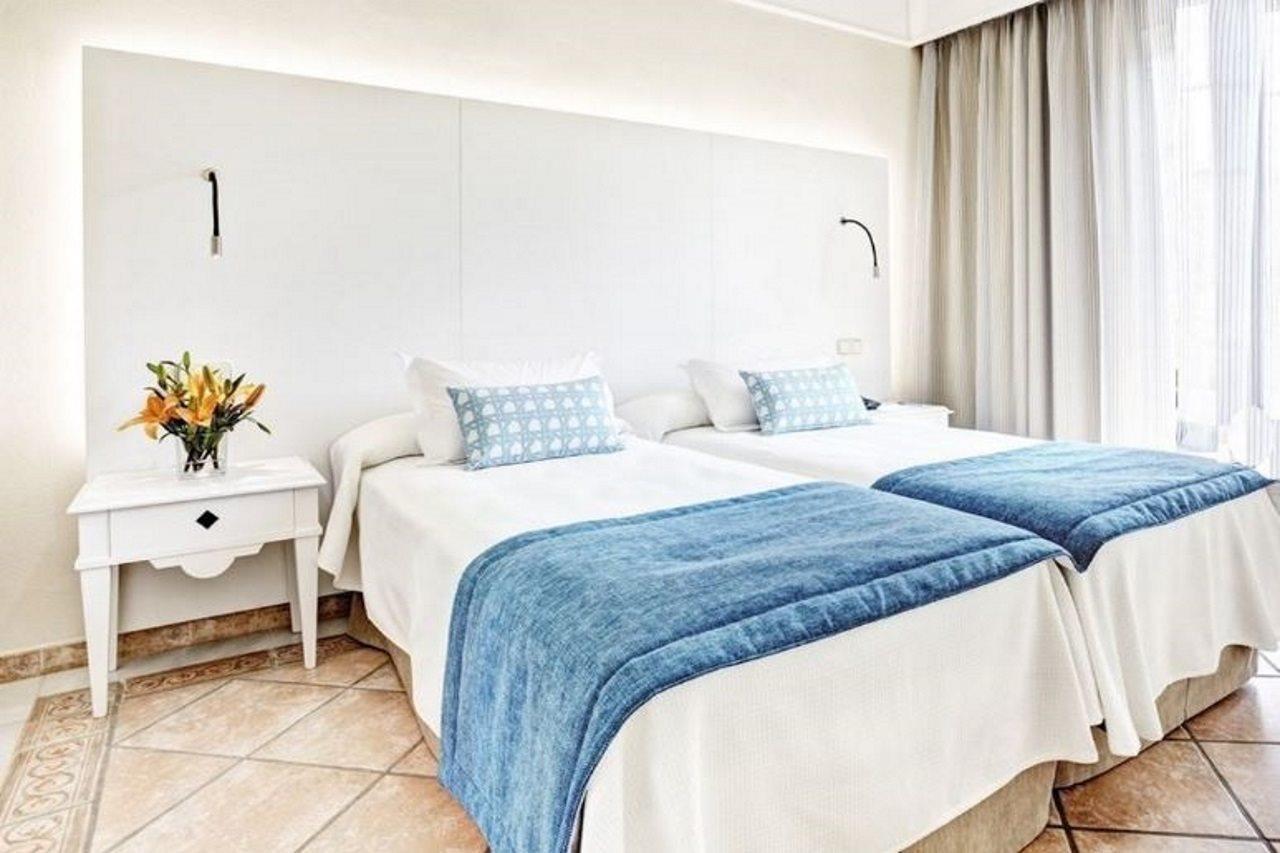 Grupotel Playa Club 4* Son Xoriguer