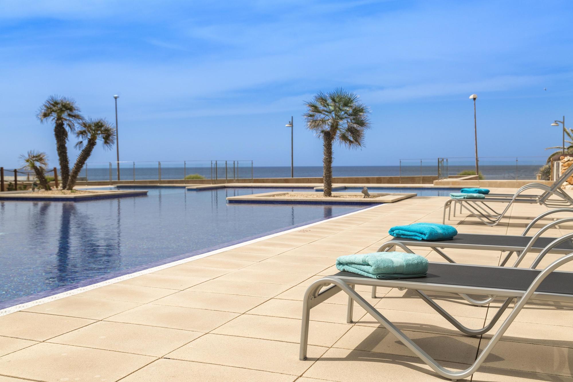 Apartahotel Ferrer Skyline