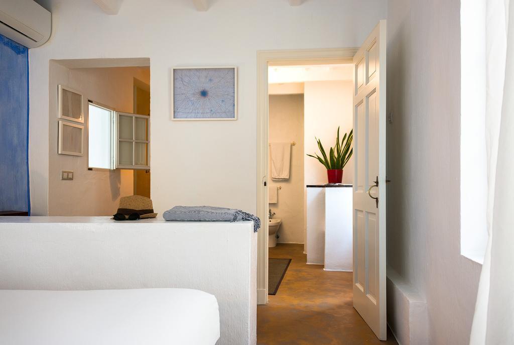 971 Con Encanto Hotel