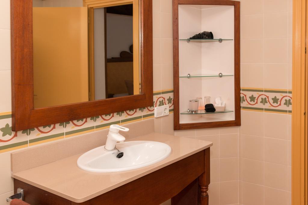 Rural Son Tretze - Adults Only Sant Lluís
