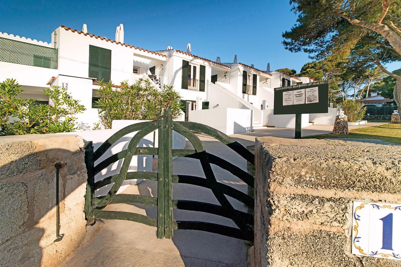 Cala Blanca *