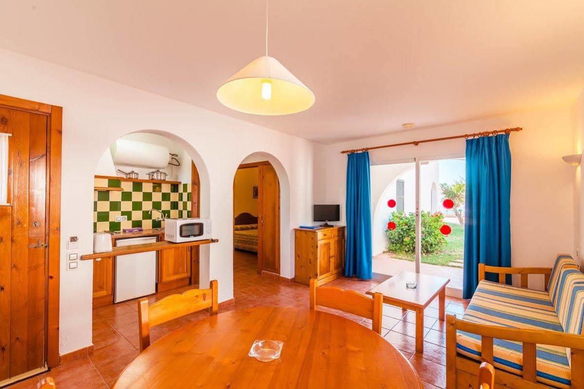 Apartahotel Vistapicas Cala'N Blanes (Menorca)