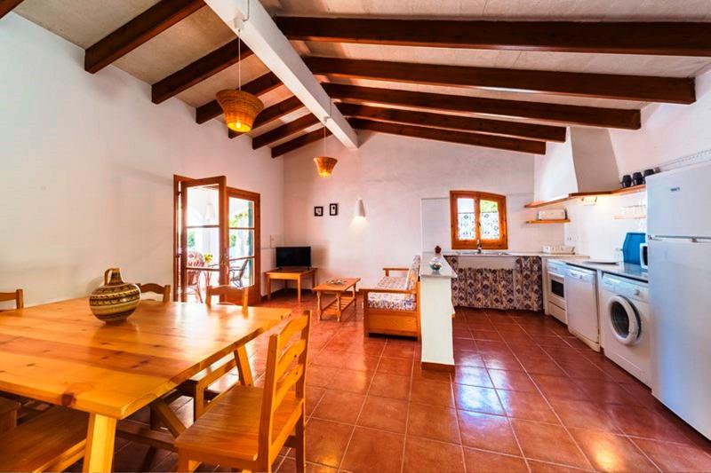 Casas Menorquinas * Cala Blanca (Menorca)