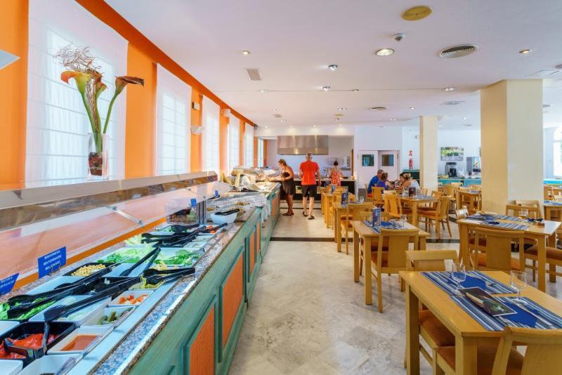 Aparthotel Comitas Floramar 4*