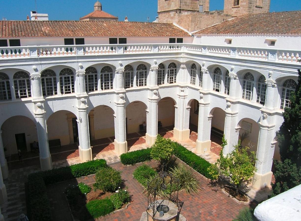 El Claustre De Hostel *