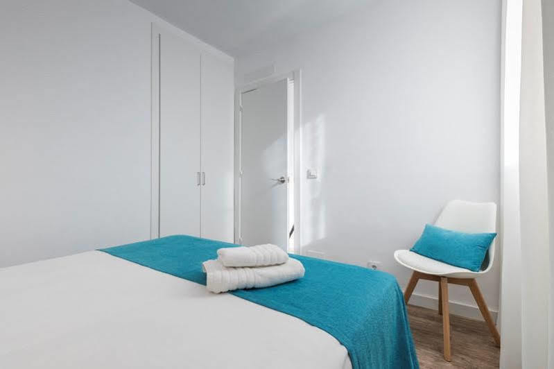 Hotel Apartamentos Es Canutells 2*