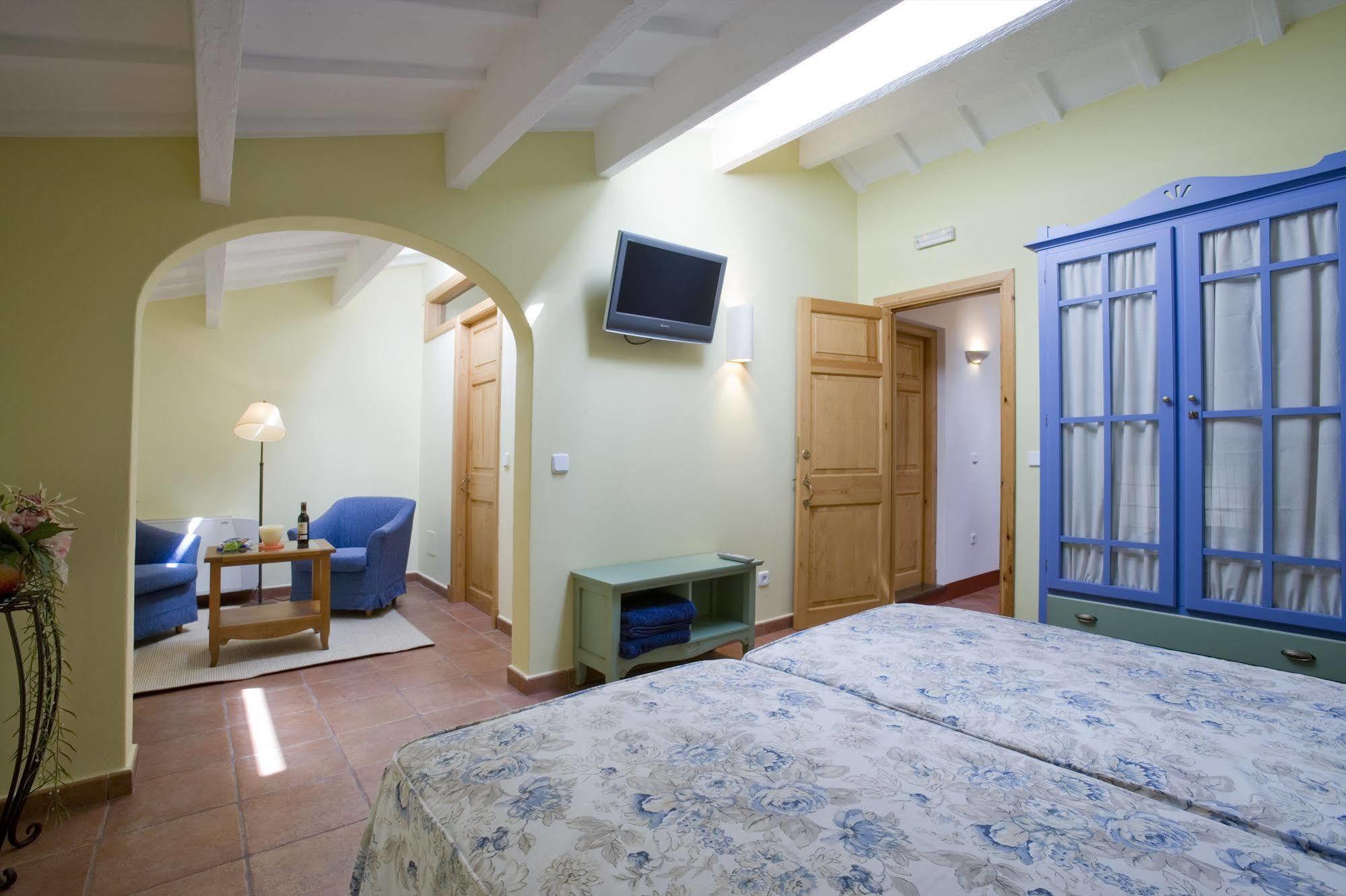 Hotel Hotel Es Mercadal
