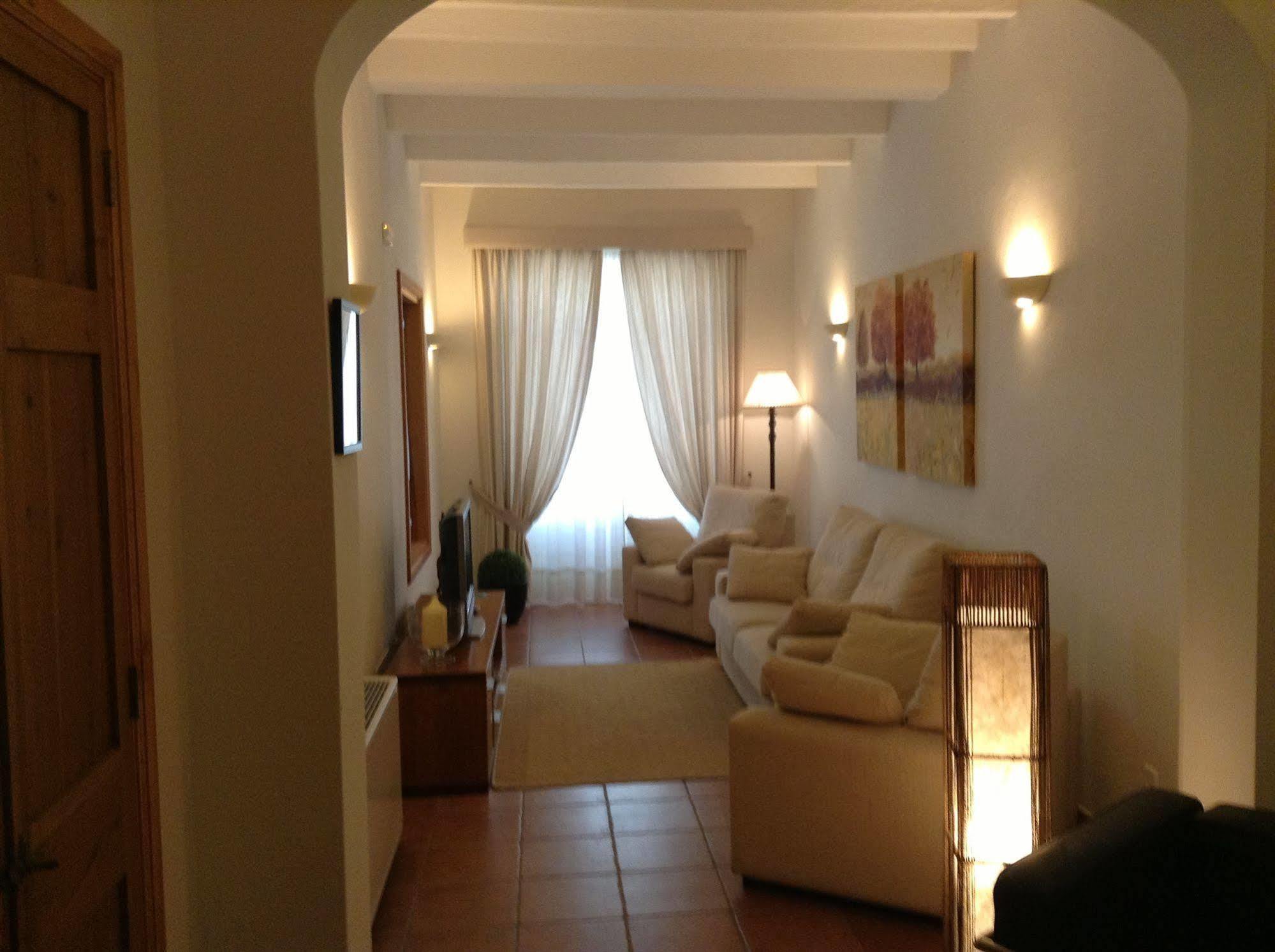 Hotel Hotel Es Mercadal