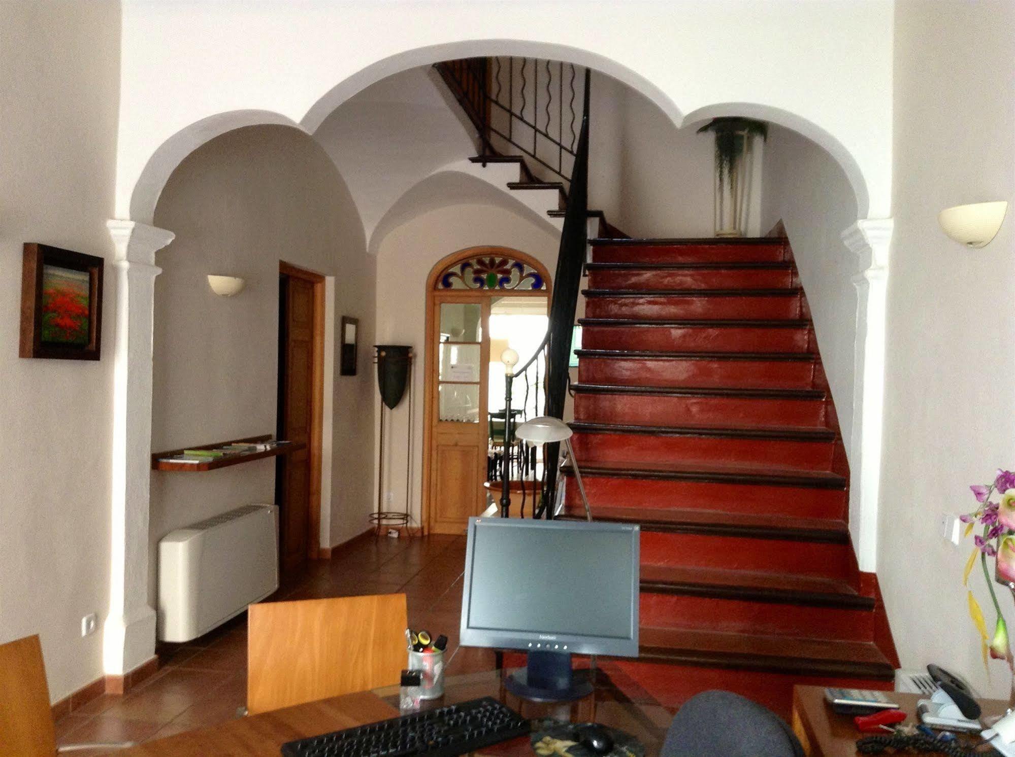 Hotel Es Mercadal 4*