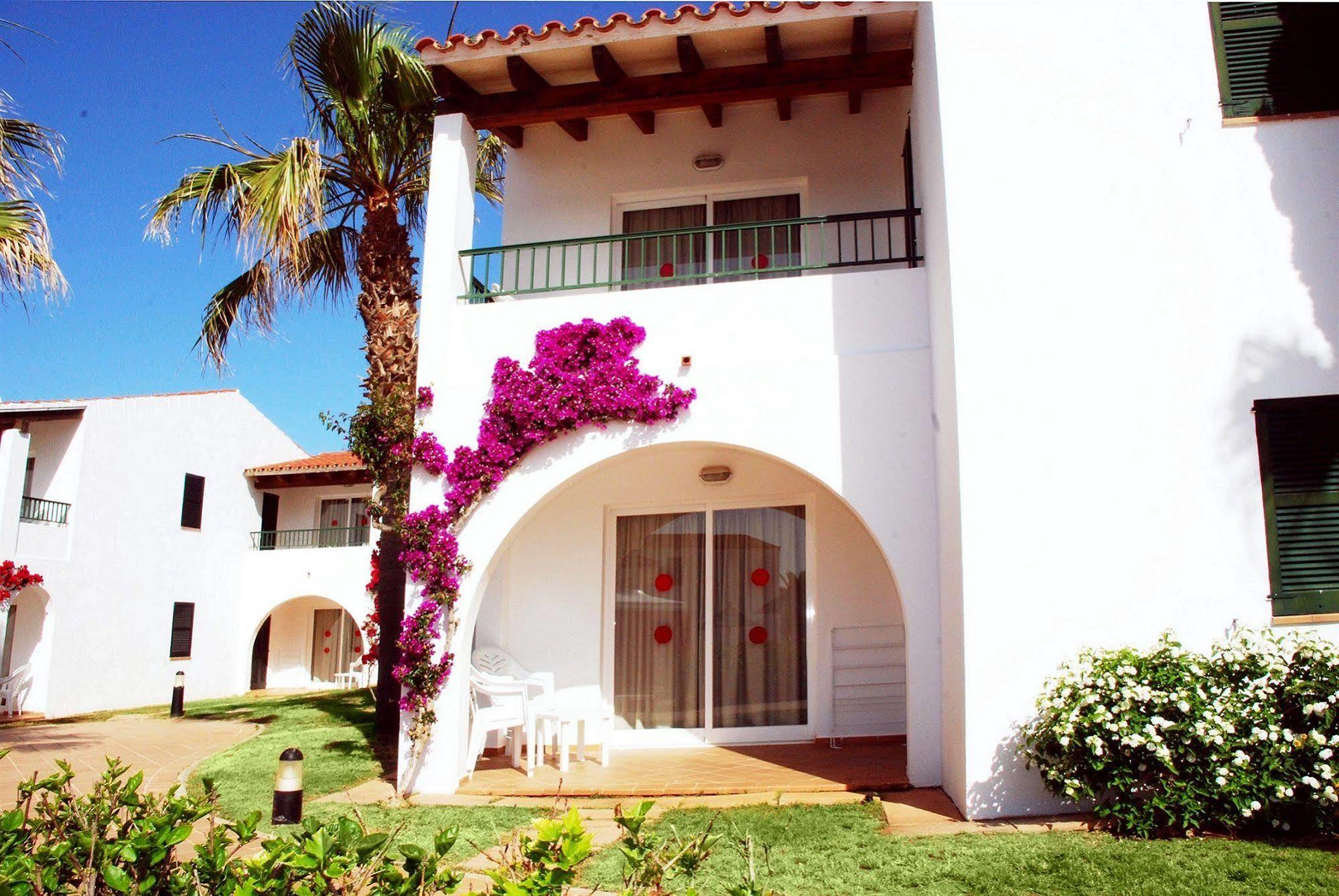 Apartahotel Vistapicas Cala'N Blanes (Menorca)