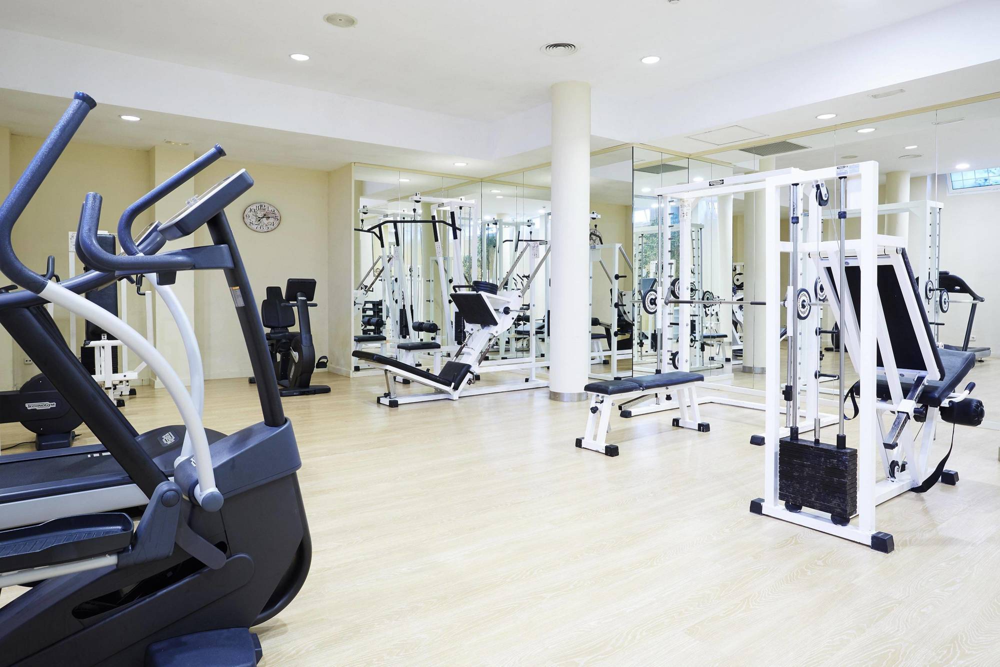 Grupotel Playa Club Apartahotel 4*