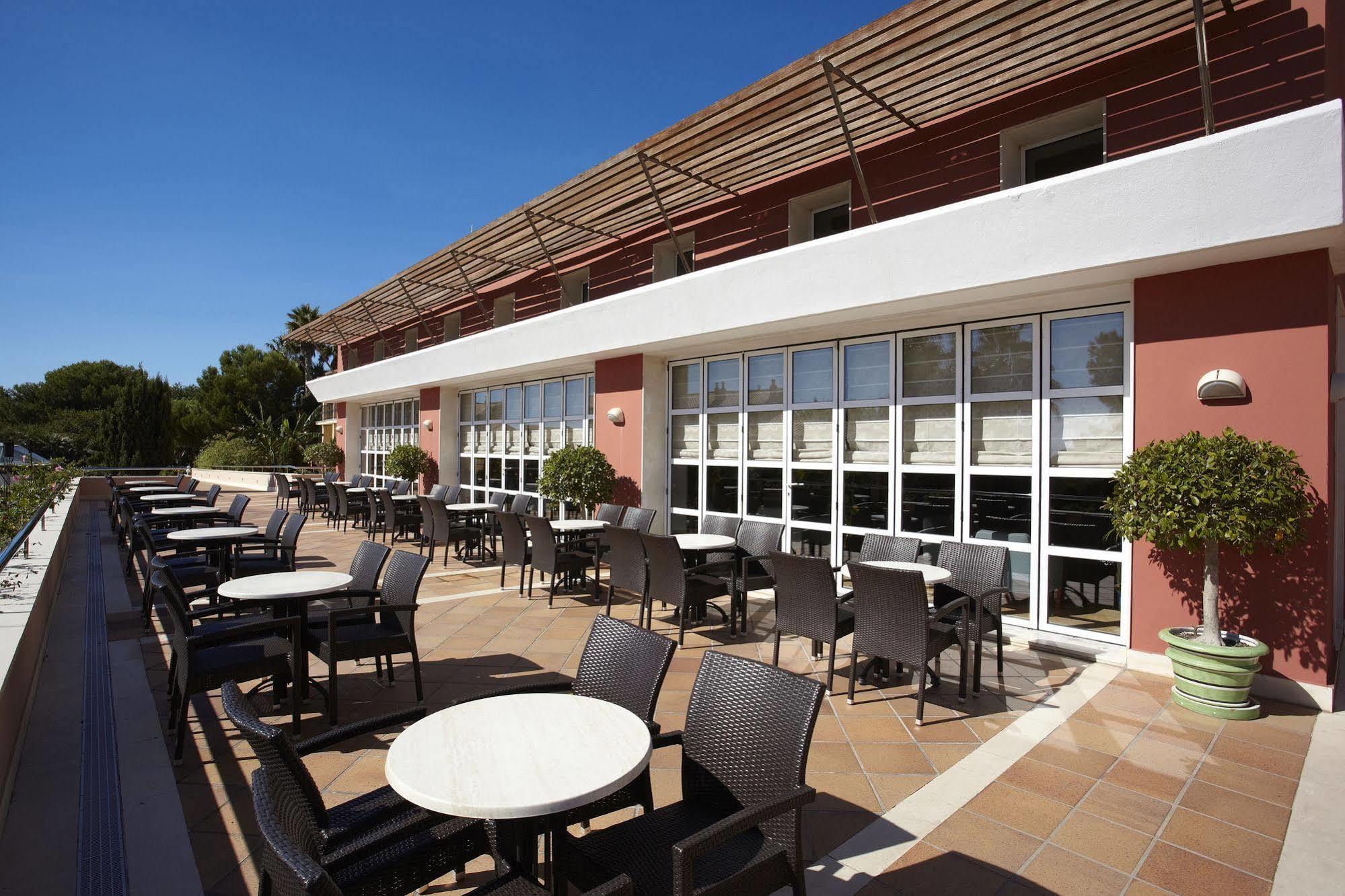 Grupotel Playa Club Apartahotel Son Xoriguer