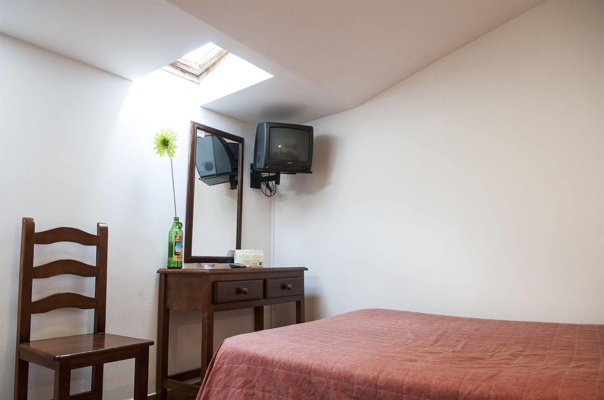 La Isla Guest house