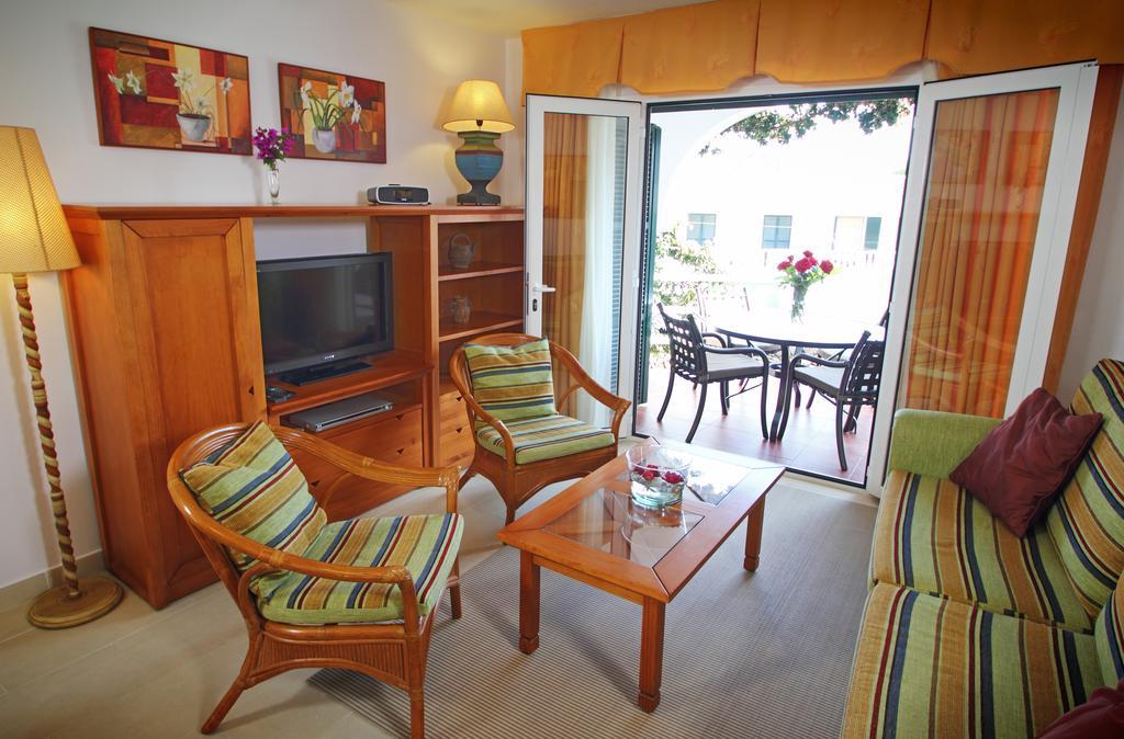 Hotel White Sands Country Club 3*