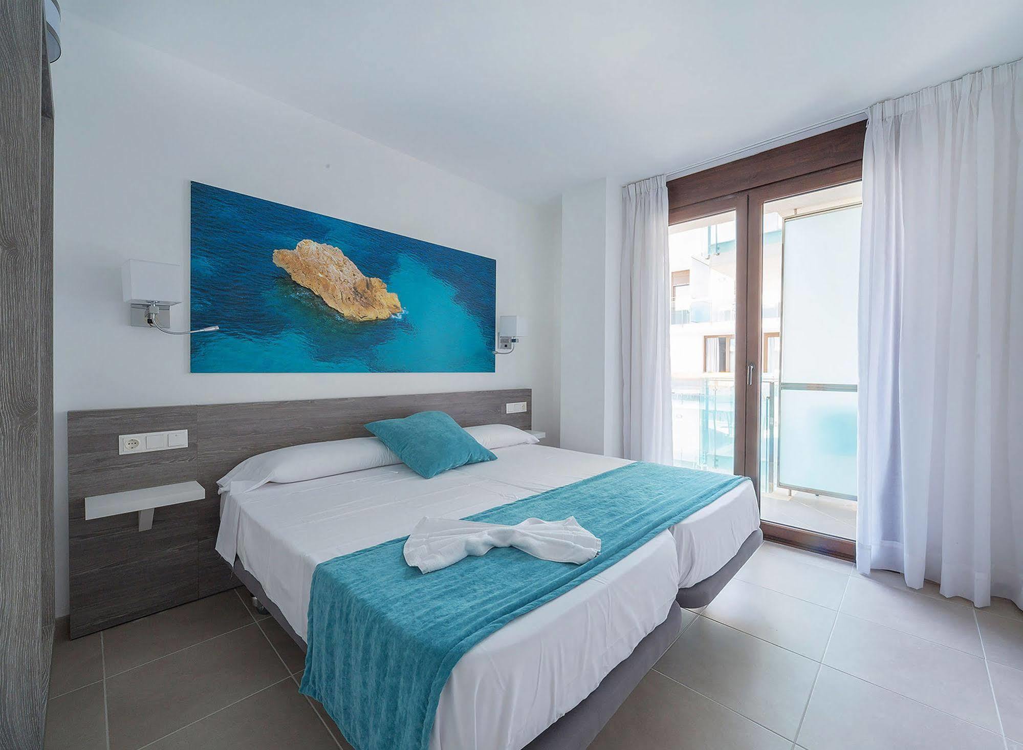 Apartahotel Ferrer Skyline 4*