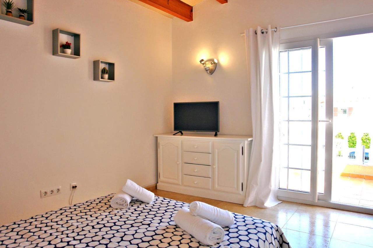 Menurka I Villa *