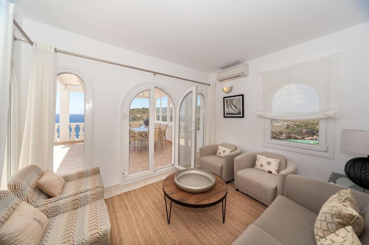 Es Macar Villa *