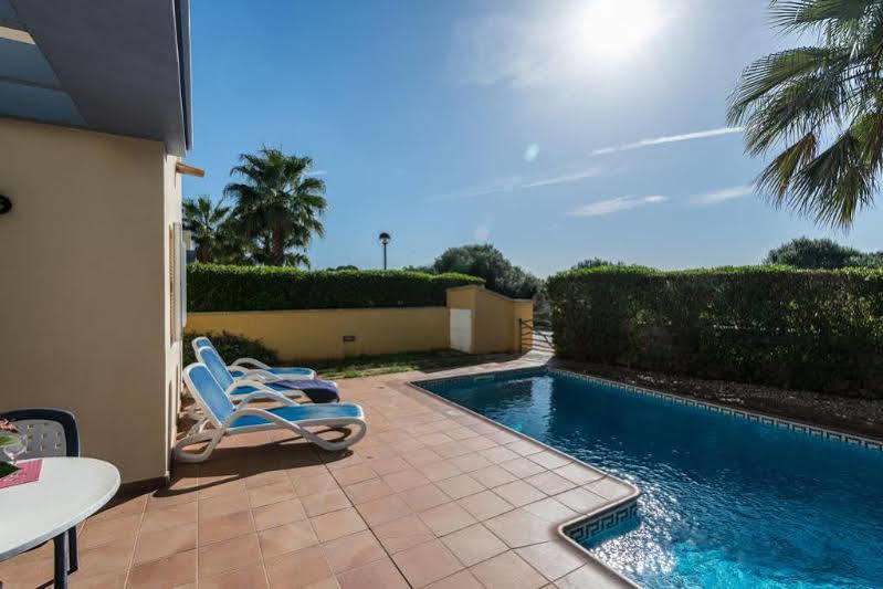 Villa Amarillas