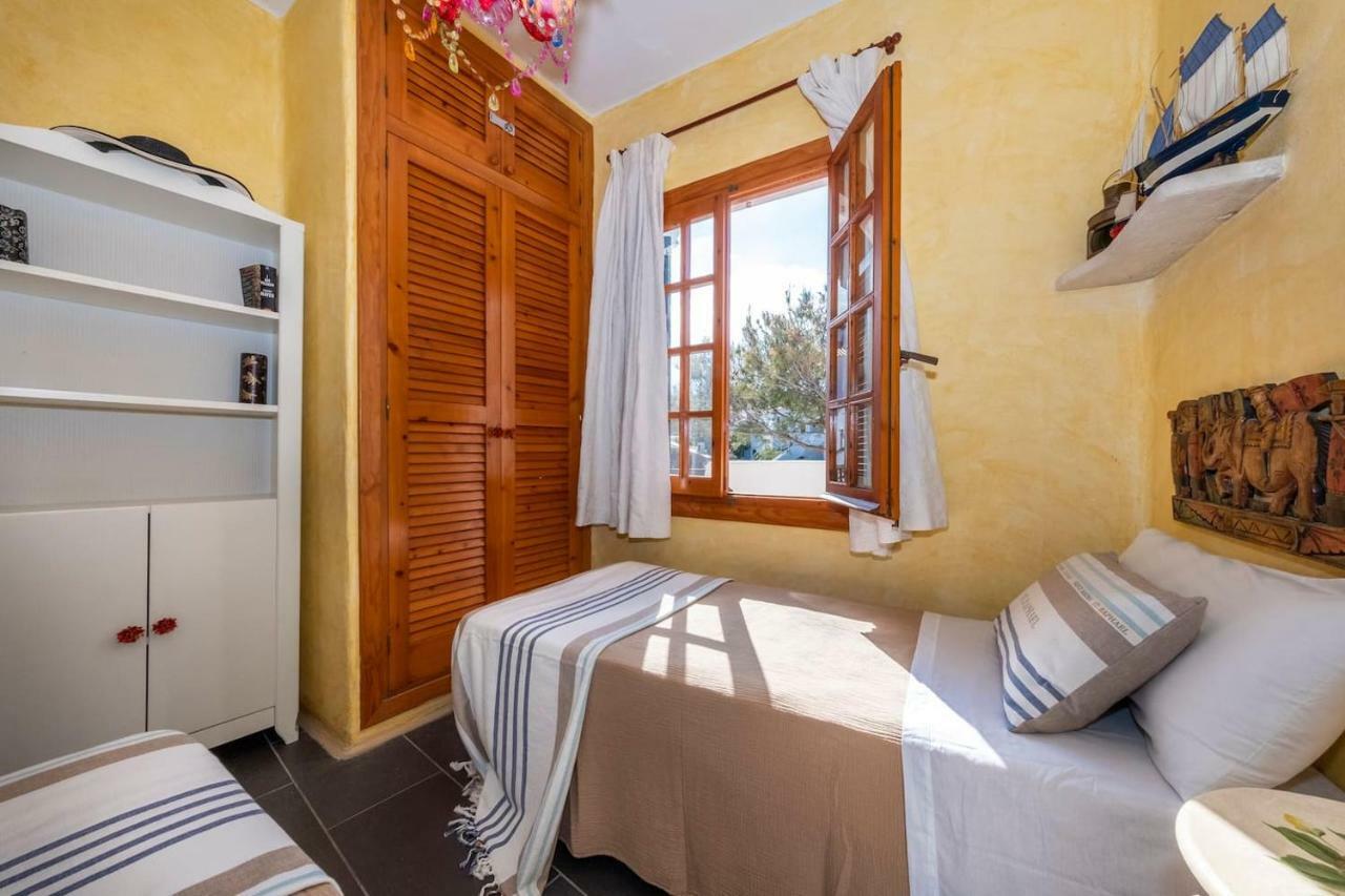 Apartamento Apartamento Playas De Fornells Con Piscina Comunitaria Y Vistas Al Mar *