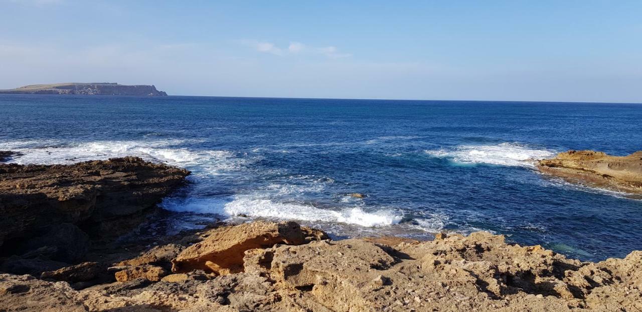 Apartamento Playas De Fornells Con Piscina Comunitaria Y Vistas Al Mar
