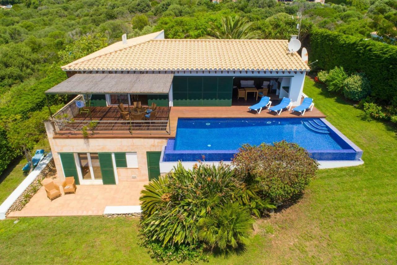 Iris Torret Villa Punta Prima (Menorca)