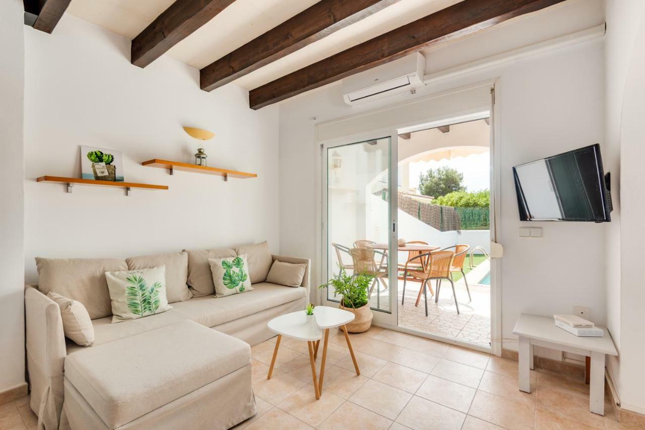 Juana Villa Cala'N Bosch (Menorca)