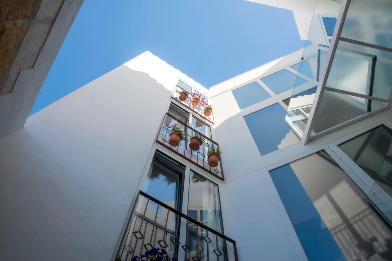 Noualt Hotel 3*