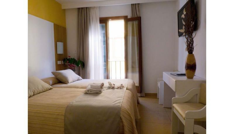 Sagitario Ciutadella Hostal *