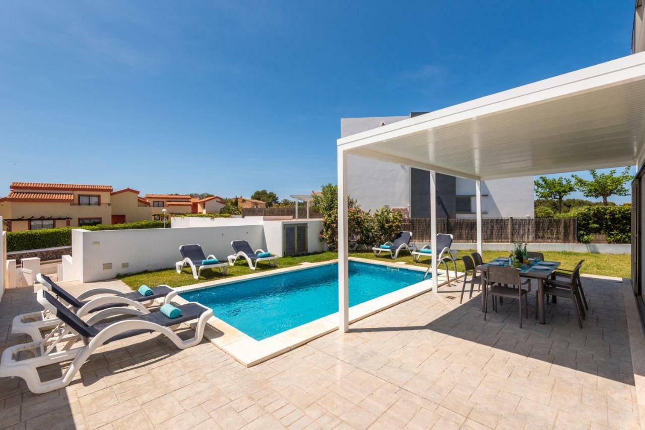 26 * Cala'N Bosch (Menorca)