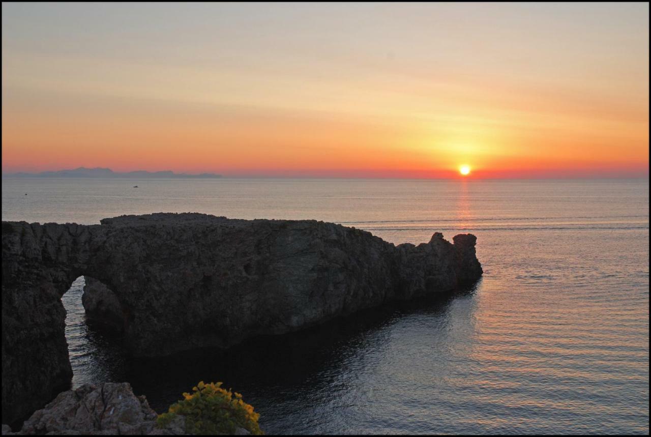 Villa Victor - Primera Linea Mar, Vista A Puesta De Sol Cala'N Blanes (Menorca)