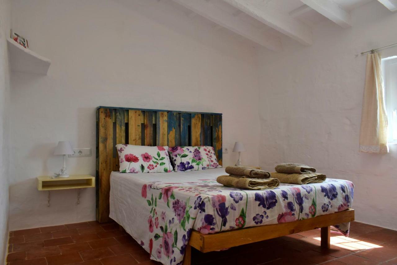Refugi Biniati Vell Hostal