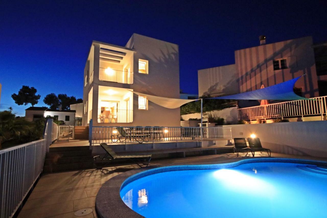 Bella, 350m Zum Villa *