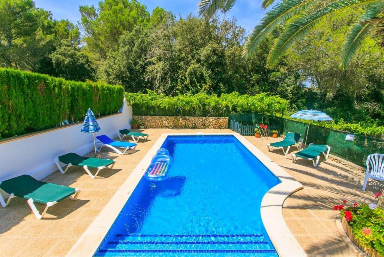 Pepa Villa *