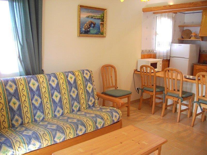 Punta Prima Aparthotel 2*