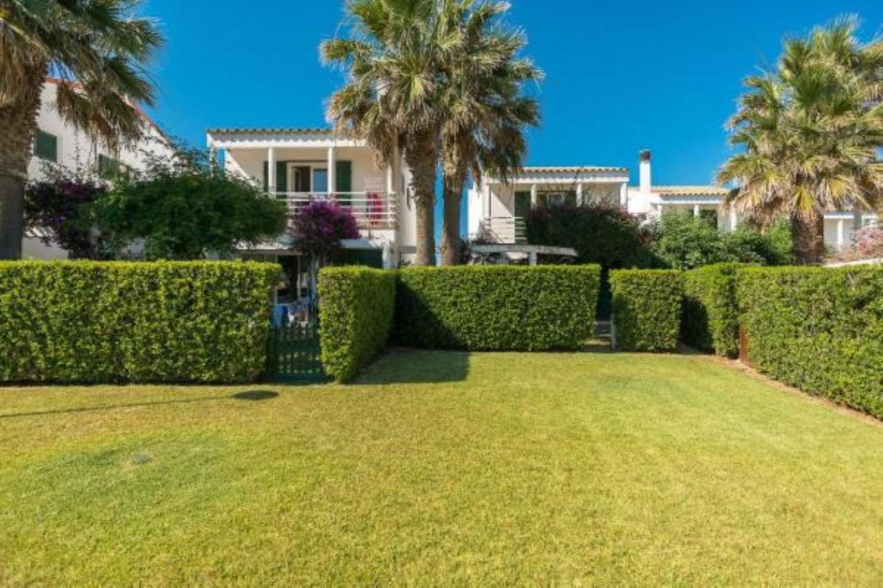 Сasa de vacaciones Sa Casa Vermella En Ciutadella *