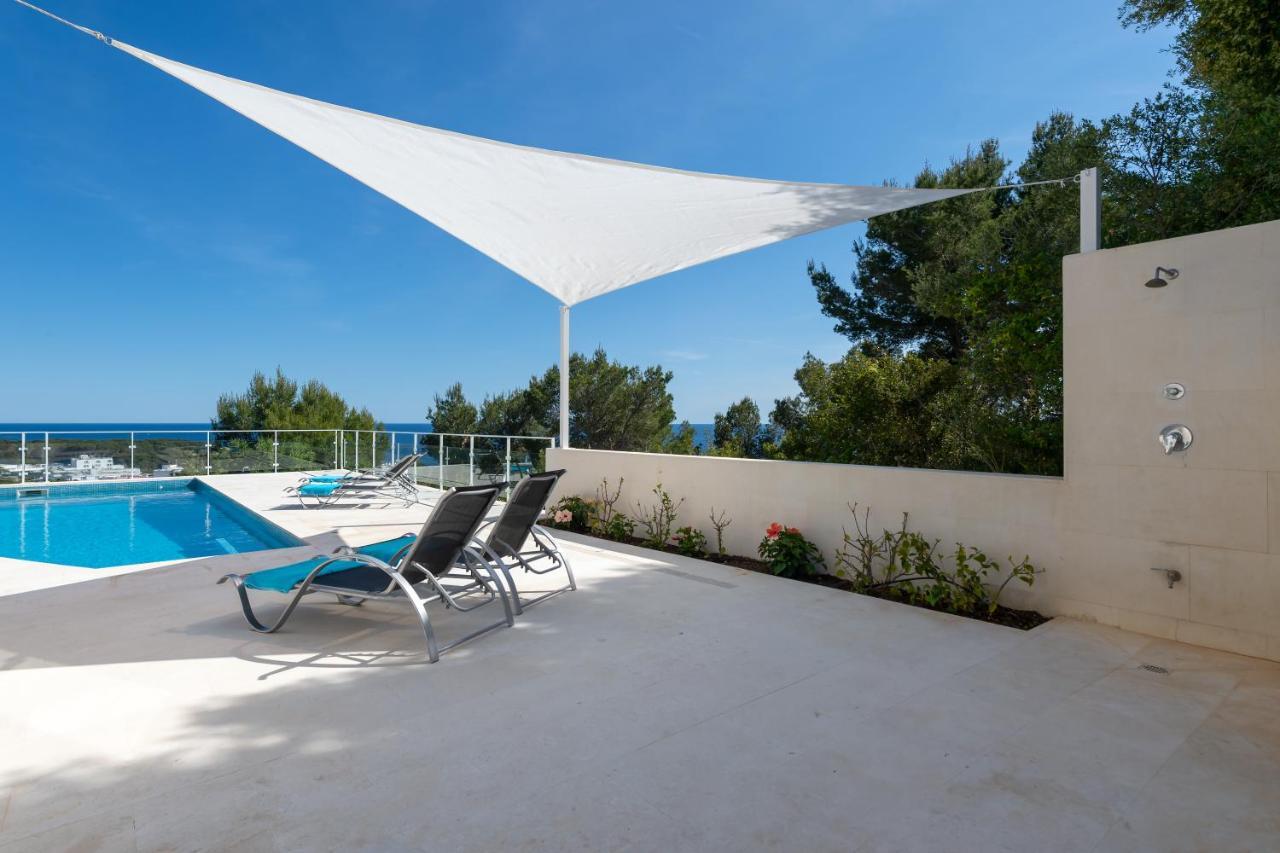 Paraiso D14 Villa