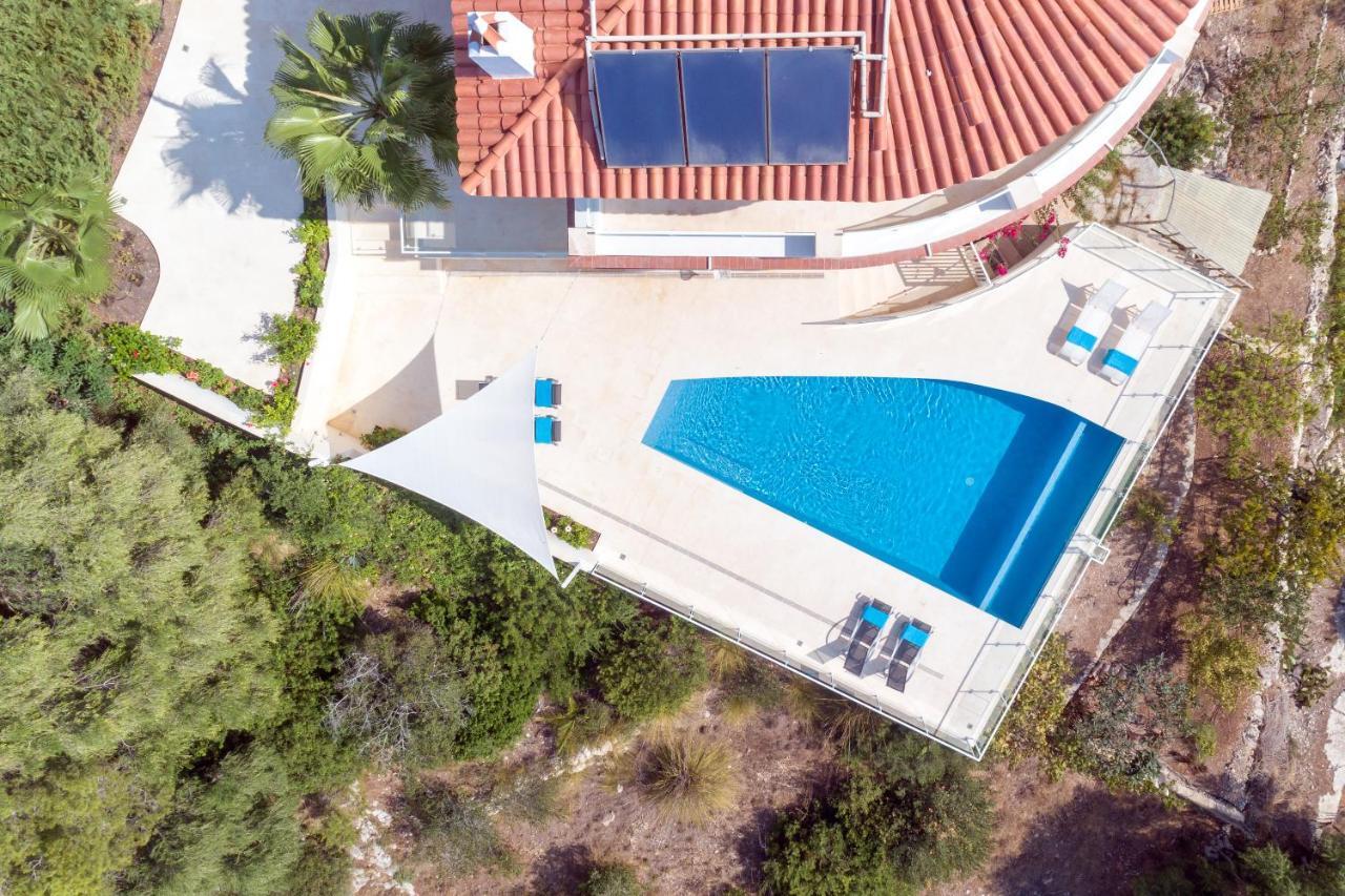 Paraiso D14 Villa *