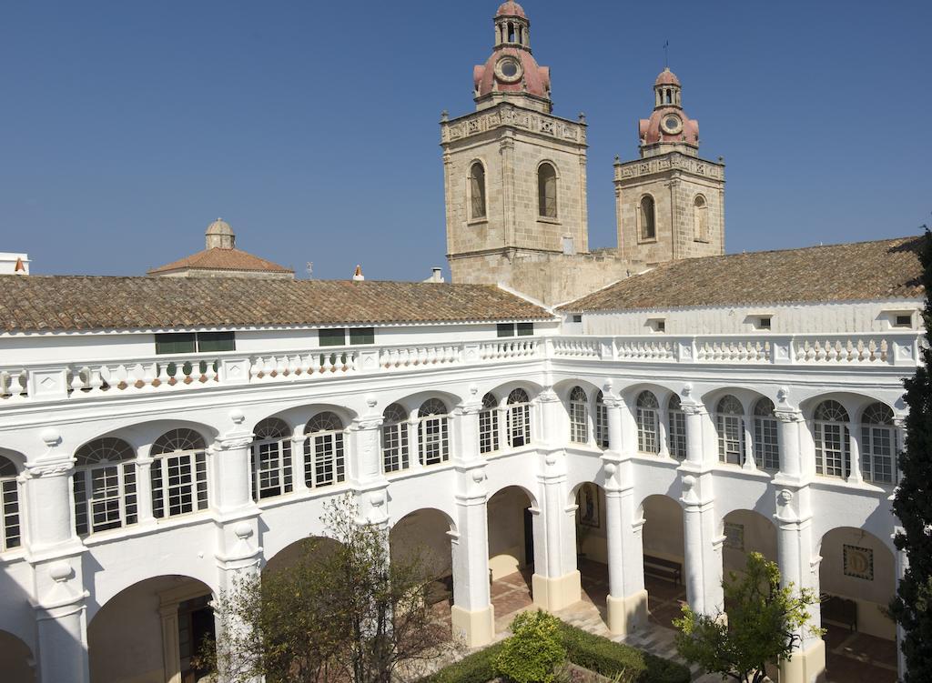 El Claustre De
