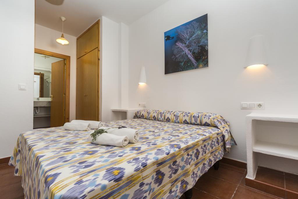 Apartamento Casas Menorquinas Cala Blanca (Menorca)