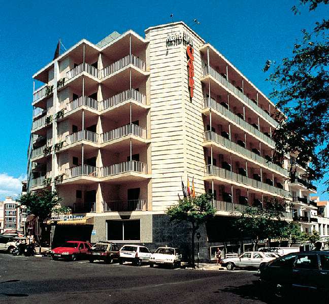 Artiem Capri 4*