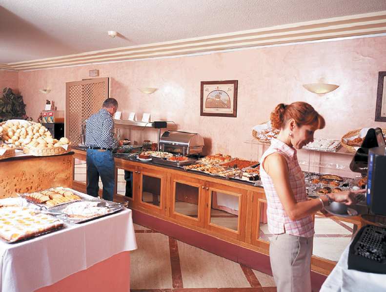 Hotel Artiem Capri 4*