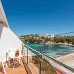 5 Soles 3 Bedroom Apartment, Santandria
