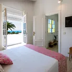 Strandnahe Villa German Mit Grosser Poolterrasse