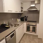 Cozy Apartment - Beach 100M Away