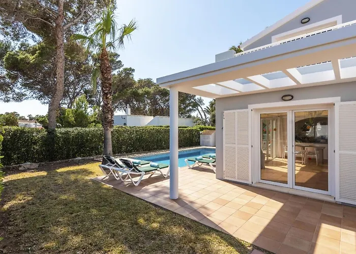 Marta 3 Bedroom Villa, Cala Blanca